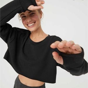 OFFLINE BY AERIE OTT FLEECE CROPPED CREWNECK SWEATSHIRT